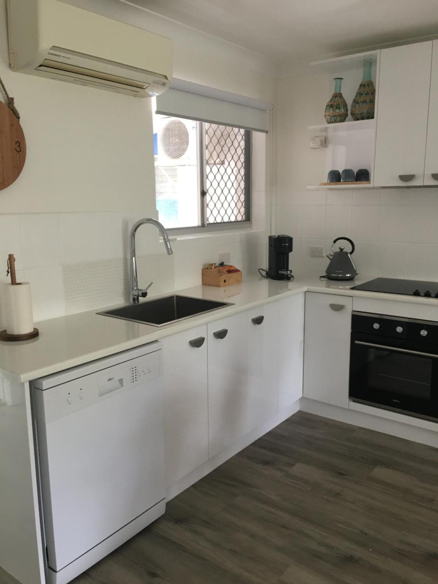 The Bay Beach Shack, Hervey Bay Eksteriør bilde